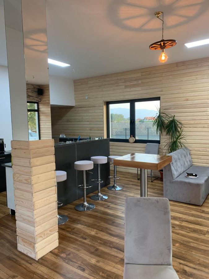 Dubrave Gornje Apartmani Imamovic מראה חיצוני תמונה
